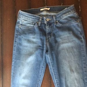 Levi's 711 Skinny Jeans